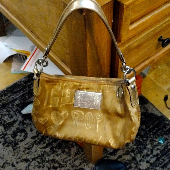 Metallic Gold Coach Poppy bag - Picture 1 of 10